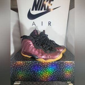 Size 4- Nike Air Foamposite One 644791-600 GS night maroon penny 2015. MEN Size